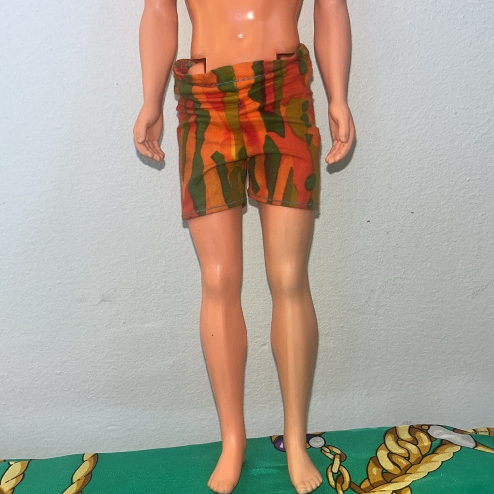 Barbie - Picture 4 of 10